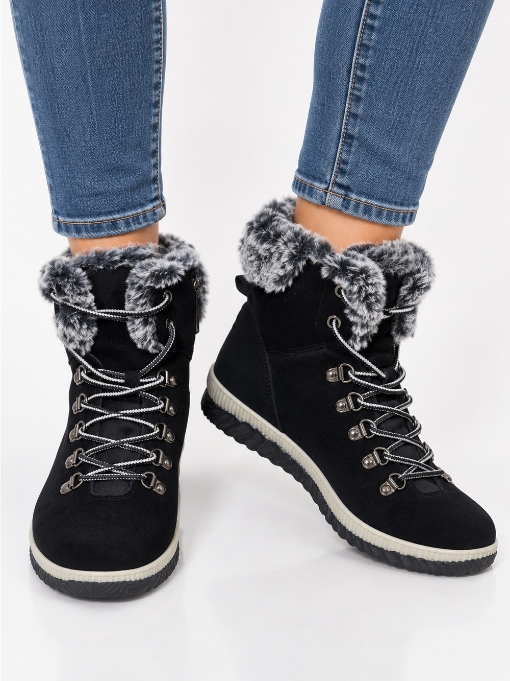 Muk Luks NWT black winter snow boots women’s 9